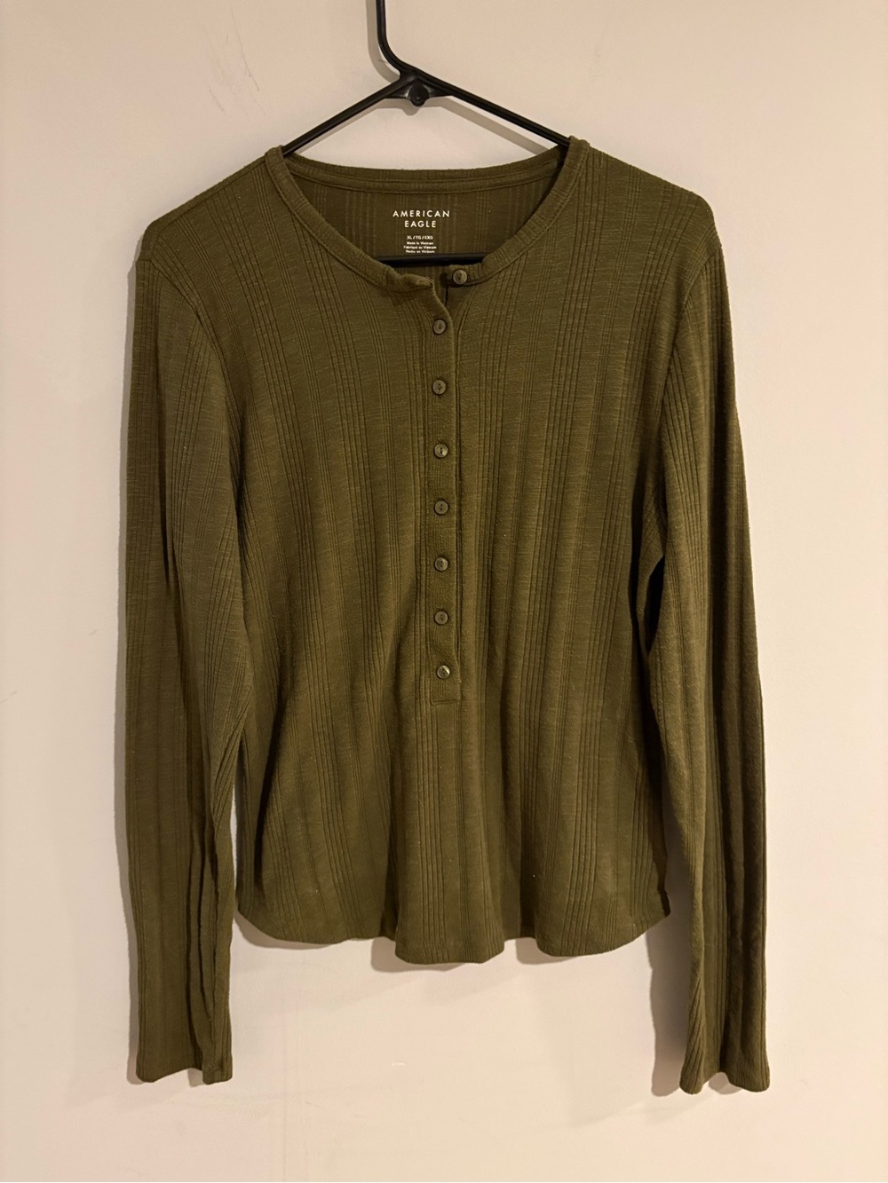 American Eagle Olive Green Ribbed Henley Top Women’s XL Long Sleeve